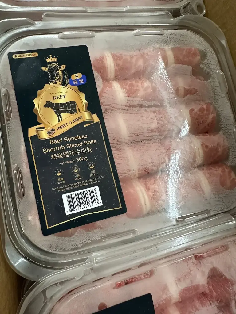 Beef Boneless Shortrib Sliced Rolls 特級雪花牛肉卷 300g